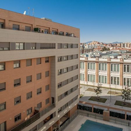 شقة C13 Seaside Malaga With Pool And Parking المظهر الخارجي الصورة