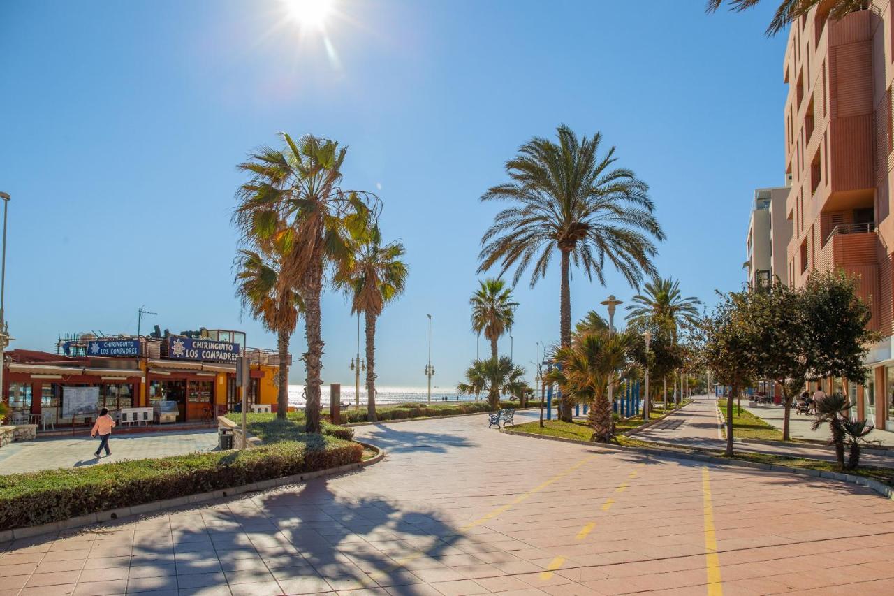 شقة C13 Seaside Malaga With Pool And Parking المظهر الخارجي الصورة