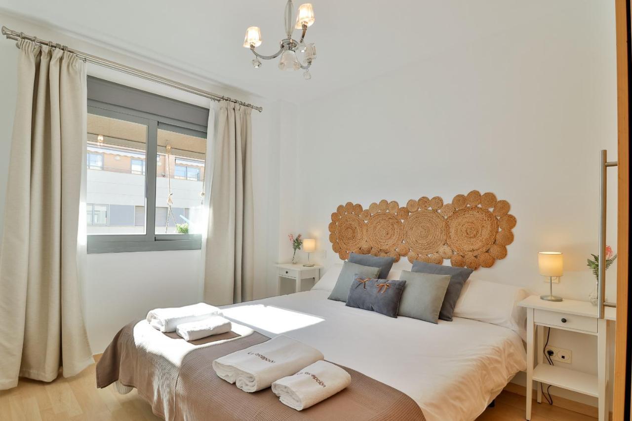 شقة C13 Seaside Malaga With Pool And Parking المظهر الخارجي الصورة